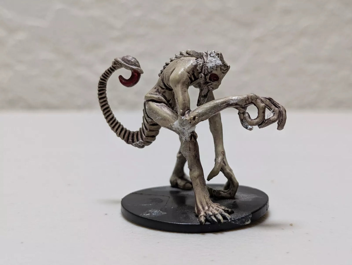 WOTC Dungeons & Dragons Miniatures Demonweb Booster Pack | DA Card World WOTC Dungeons & Dragons Miniatures Demonweb Booster Pack | DA Card World
