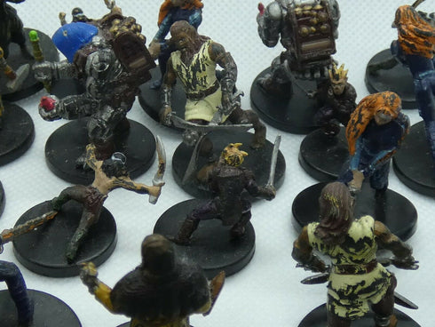 Random Secondhand Scuffed Dungeons and Dragons PHB Prepainted Miniatures - Bulk