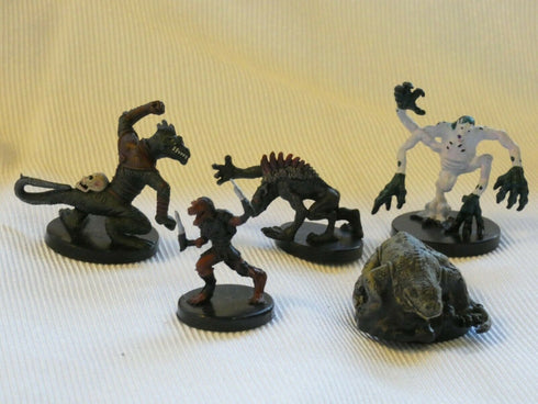 Random Secondhand Dungeons and Dragons DDM Prepainted Miniatures - Bulk