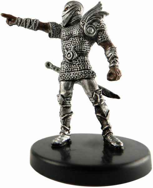 Aasimar Fighter - War of the Dragon Queen - Dungeons & Dragons Mini (DDM) - #1