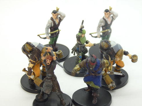 RPG Mini Hunter Bandit Encounter Pack - 7 Prepainted Minis
