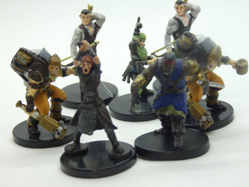 RPG Mini Hunter Bandit Encounter Pack - 7 Prepainted Minis
