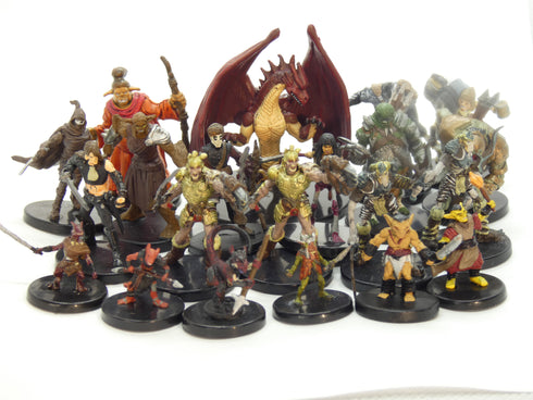 RPG Mini Hunter DM Starter Pack - 21 Prepainted Minis