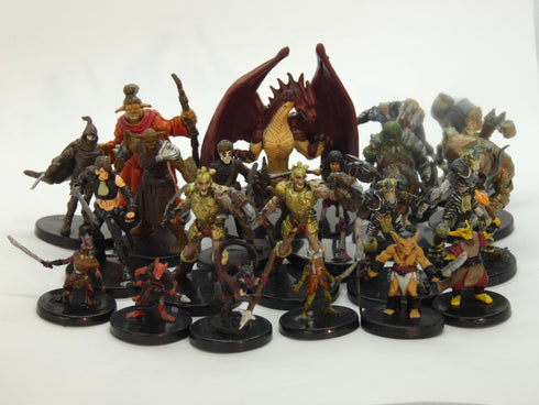 RPG Mini Hunter DM Starter Pack - 21 Prepainted Minis