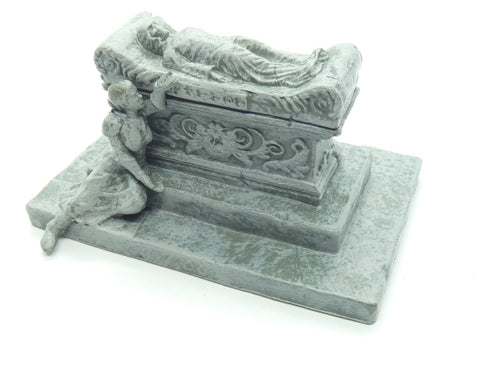 Waterdeep Dragon Heist: City of the Dead Statues & Monuments - Sarcophagus A