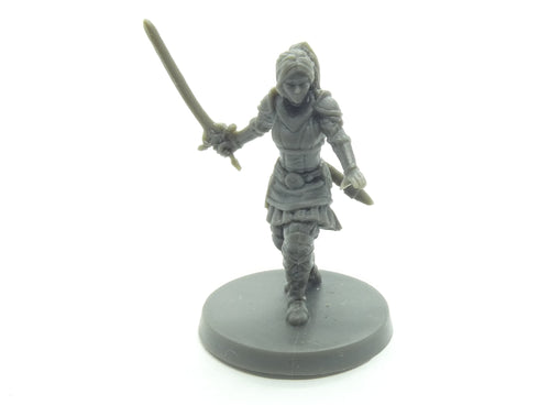 Blacklist Miniatures: Fantasy Series 1: Female Human Fighter