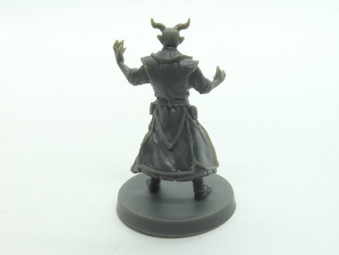 Blacklist Miniatures: Fantasy Series 1: Male Demonkin Sorcerer