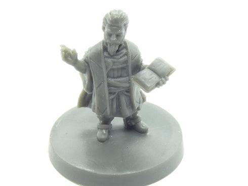 Blacklist Miniatures: Fantasy Series 1: Gnome Male Cleric