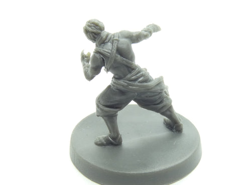 Blacklist Miniatures: Fantasy Series 1: Male Halfing Monk