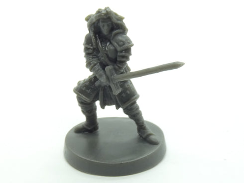Blacklist Miniatures: Fantasy Series 1: Male Half-elf Fighter