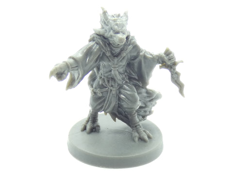 Blacklist Miniatures: Fantasy Series 1: Female Dragonkin Warlock