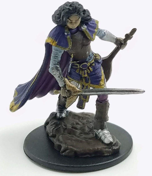 Pathfinder Battles: Premium Miniatures Wave 2: Human Bard Female